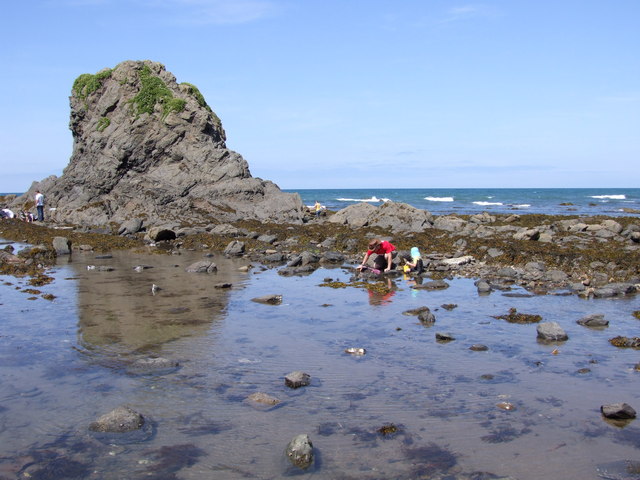 Black Rock at Widemouth Bay with rock pools